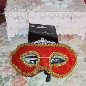 Top Grade Masquerade Masks eye red gold lace new nwt costume Halloween cosplay